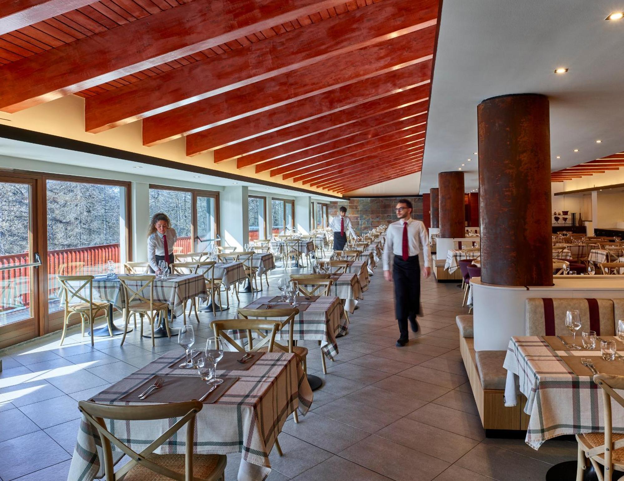 Hotel Sansicario Majestic 세사나토리니즈 외부 사진