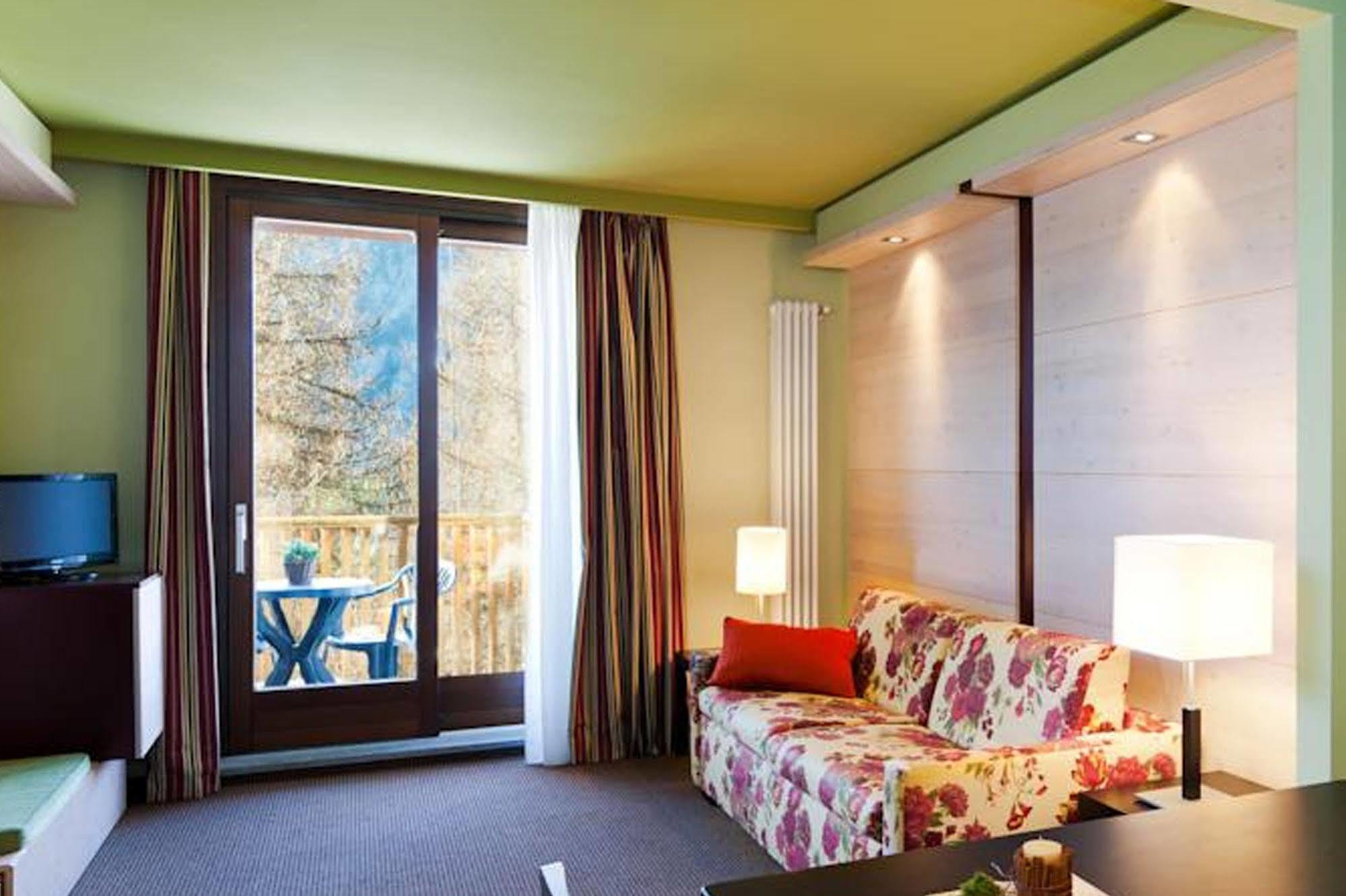 Hotel Sansicario Majestic 세사나토리니즈 외부 사진